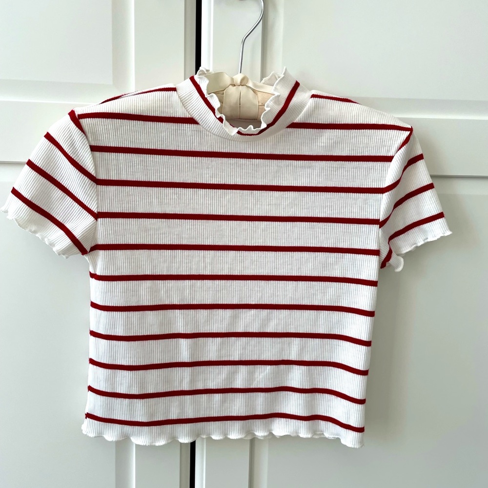 Brandy Melville red strip white crop top